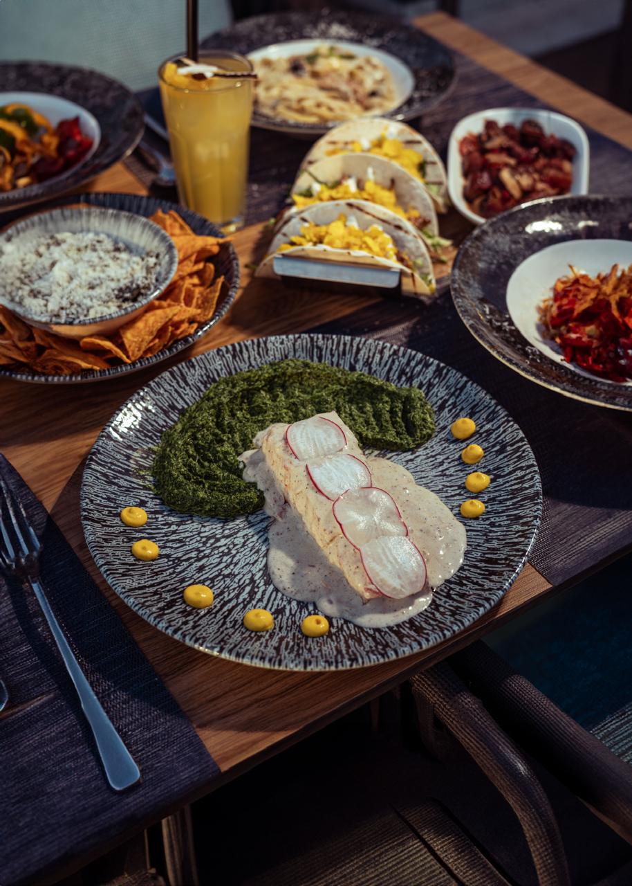 Platillo gourmet en un restaurante de Los Cabos